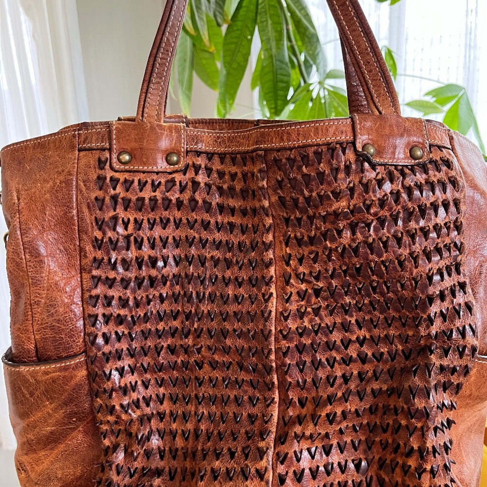 Elenco woven leather bag